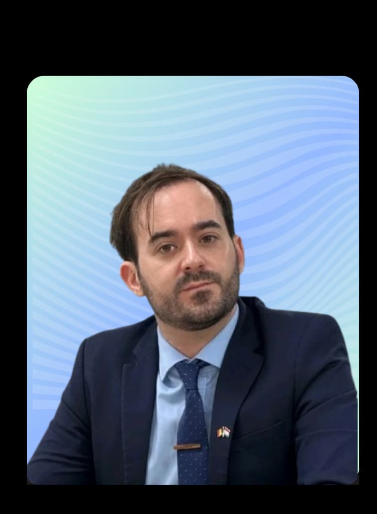 Ông Victor Dulait